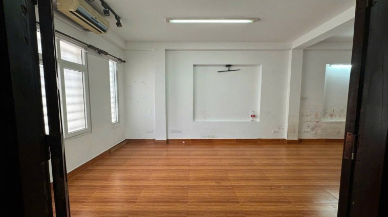 Cho thuê căn hộ CC Goldmark City 136 Hồ Tùng Mậu, Nam Từ Liêm, Hà Nội, Dt 70-2PN-2WC - Giá 17,5 triệu.